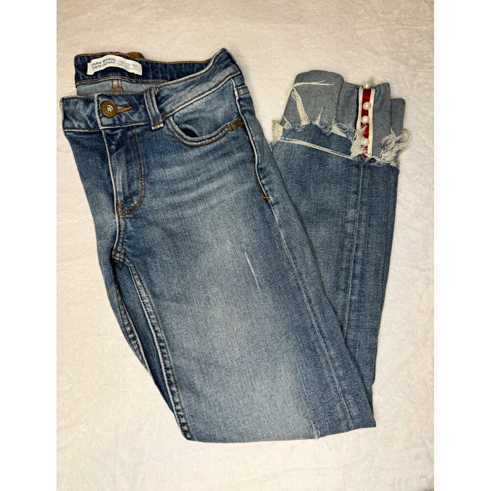 Zara Women’s Blue Skinny Jeans Raw Hem Slim Fit Light Wash 5-Pocket